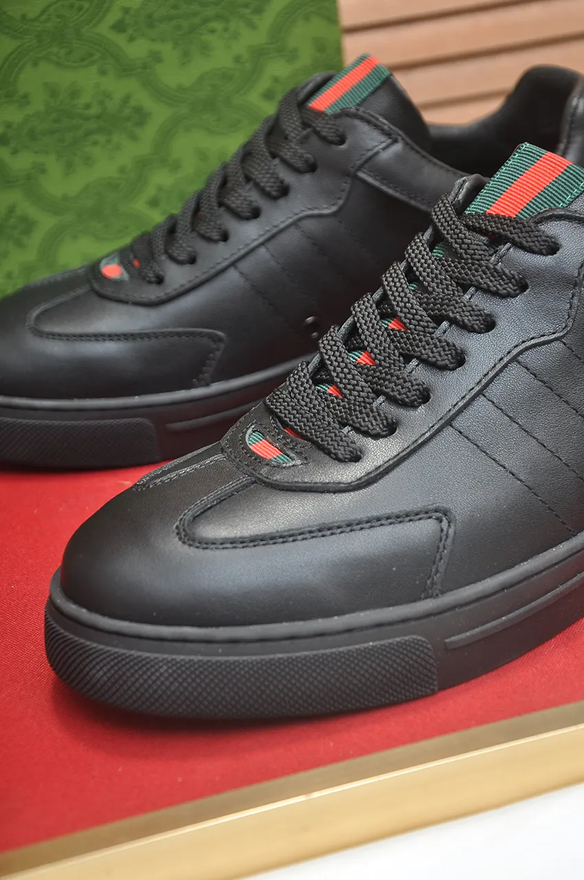 Men's men's shoes💰420💶[GUCCI Gucci] official website 1:1 men's sports shoes are now on the market, using original Gucci fabric + gluten lining, plus the official website original 1:1 comfortable outsole. Fashionable and versatile, super comfortable and breathable. 5 colors available, standard shoe size 38/45 (custom-made sizes 45 are non-refundable)
